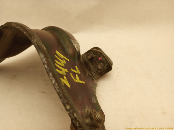Mitsubishi Delica Front Left Lower Roller Bracket Mount