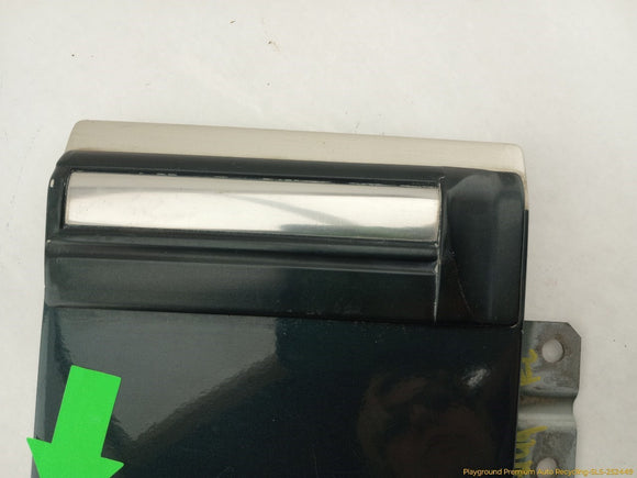 Mitsubishi Delica Fuel Filler Door