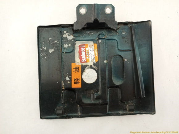 Mitsubishi Delica Fuel Filler Door