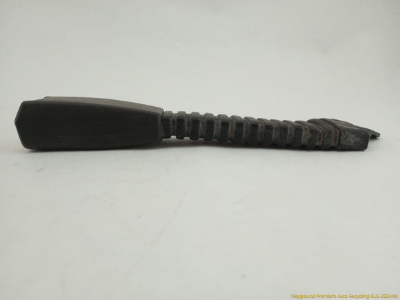 Mitsubishi Delica Pair Of Front Seat Belt Buckles