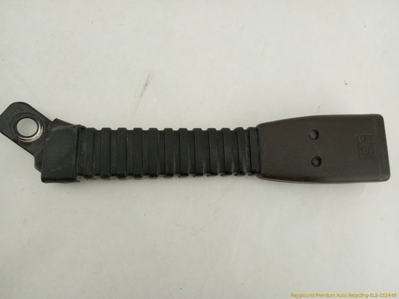 Mitsubishi Delica Pair Of Front Seat Belt Buckles