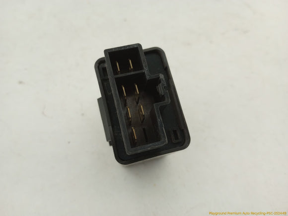 Mitsubishi Delica Flasher Hazard & Turn Signal Relay