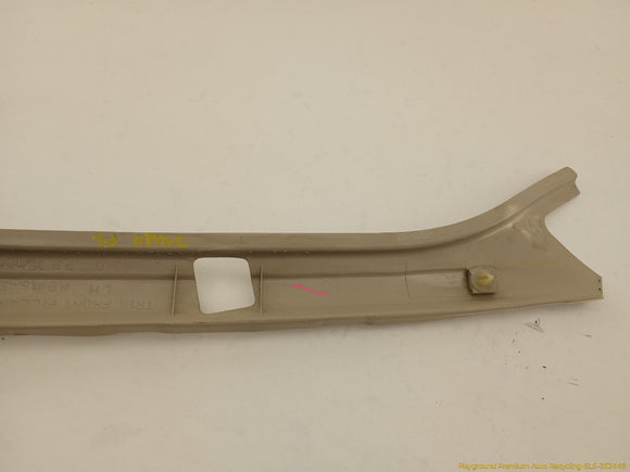 Mitsubishi Delica Pair Of A Pillar Trim