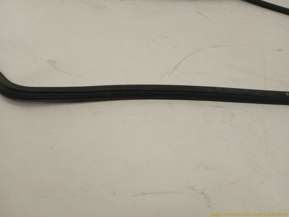 Mitsubishi Delica Tailgate Window Seal Weatherstrip