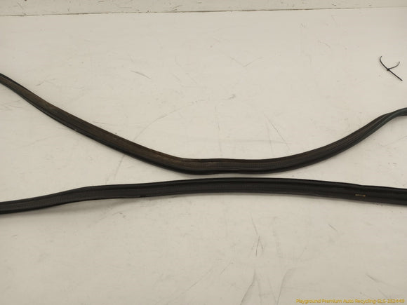 Mitsubishi Delica Tailgate Hatch Seal Weatherstrip