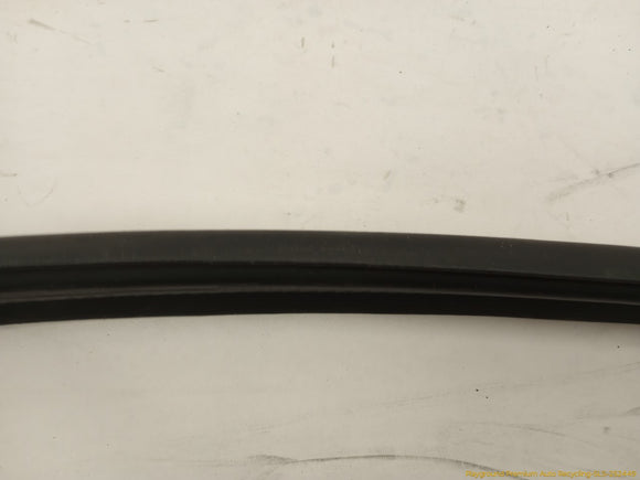 Mitsubishi Delica Tailgate Hatch Seal Weatherstrip