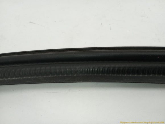 Mitsubishi Delica Tailgate Hatch Seal Weatherstrip