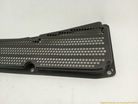Hummer H2 Front Right Hood Side Fender Air Vent Grille