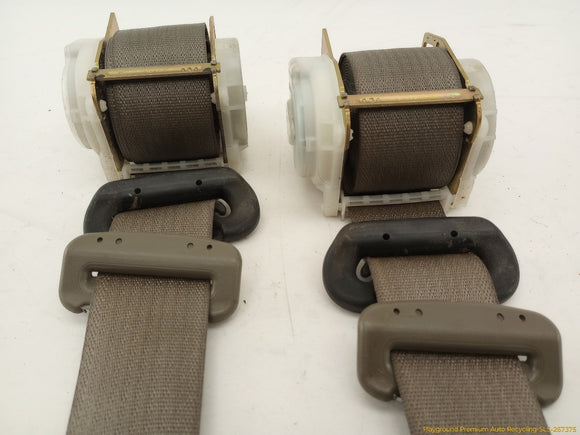 Hummer H2 Pair Of Rear 2nd Row Seat Belt Retractors