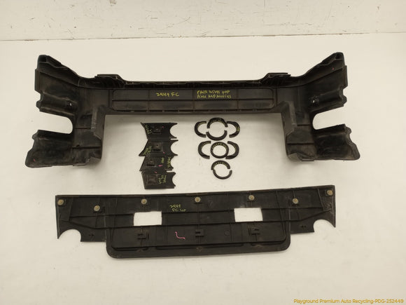 Mitsubishi Delica Radiator Grille Garnish Set