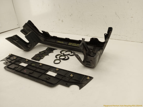 Mitsubishi Delica Radiator Grille Garnish Set