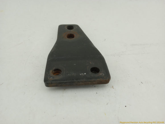 Mitsubishi Delica Pair Of Engine Mount Bracket Plates