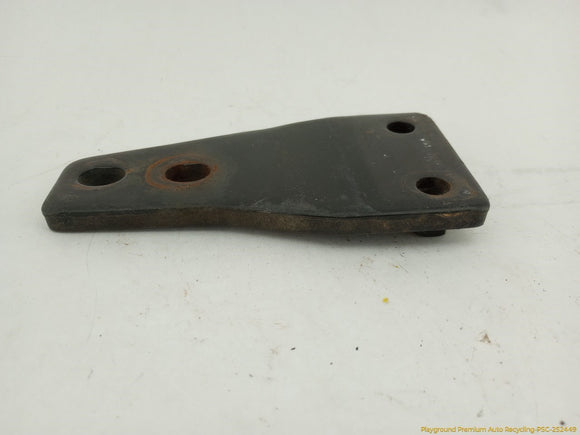 Mitsubishi Delica Pair Of Engine Mount Bracket Plates