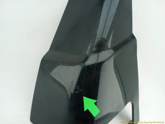Mitsubishi Delica Pair Of Front Corner Panels