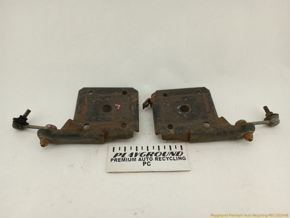Mitsubishi Delica Pair Of Rear Stabilizer Link With Bolt Plates