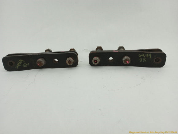 Mitsubishi Delica Pair Of Rear Leaf Spring Shackles