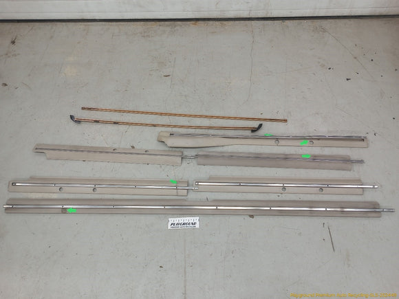 Mitsubishi Delica Set Of Interior Roof Side Trim