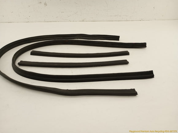 Hummer H2 Engine Bay Seal Weatherstrip
