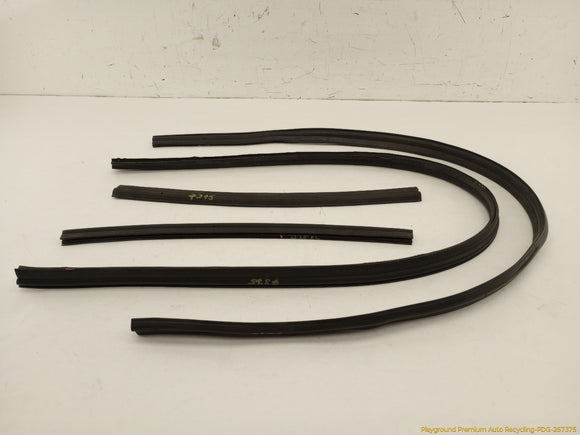 Hummer H2 Engine Bay Seal Weatherstrip