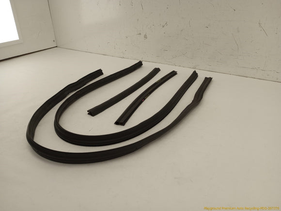 Hummer H2 Engine Bay Seal Weatherstrip