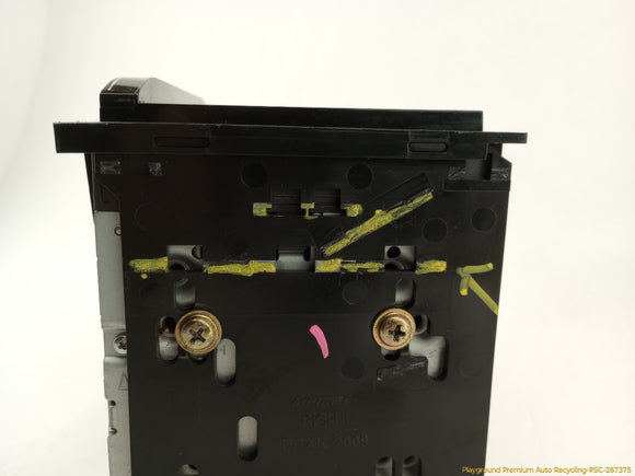 Hummer H2 Aftermarket Pioneer Stereo CD Player
