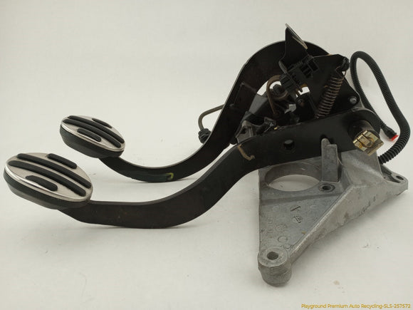Mini Cooper S Clutch & Brake Pedal Assembly
