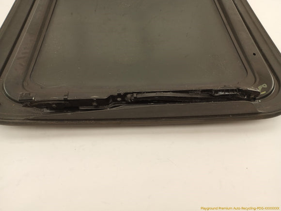 Hyundai Genesis Sunroof Glass