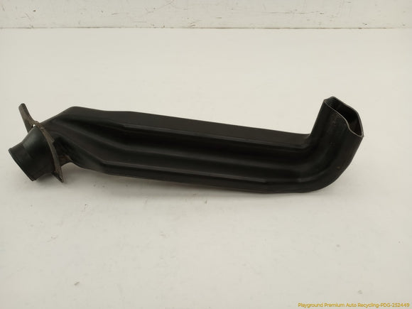 Mitsubishi Delica Front Right Air Intake Duct