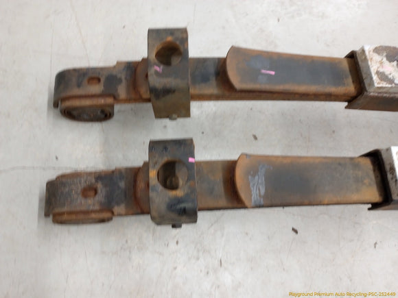 Mitsubishi Delica Pair Of Rear Leaf Springs