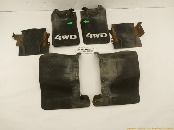 Mitsubishi Delica Set Of Splash Mud Guards