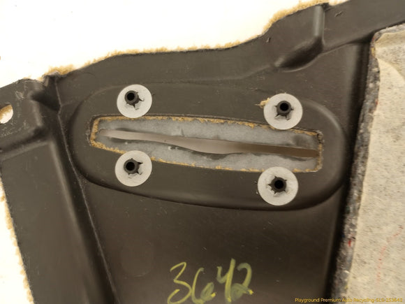 Land Rover Range Rover Pair Of Rear Trunk Carpet Trim