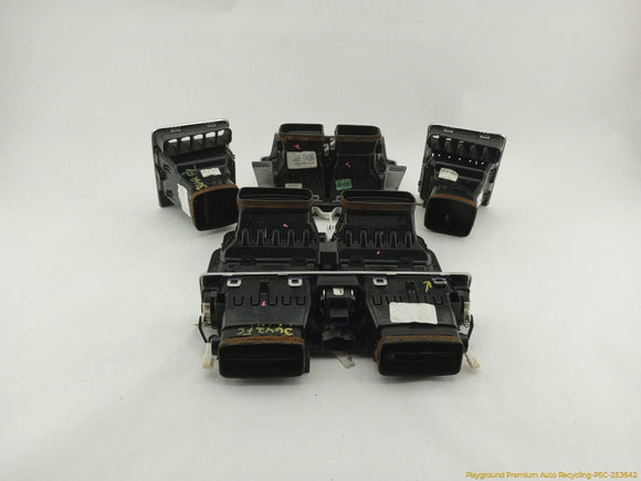 Land Rover Range Rover Set Of Dashboard & Center Console Air Vents