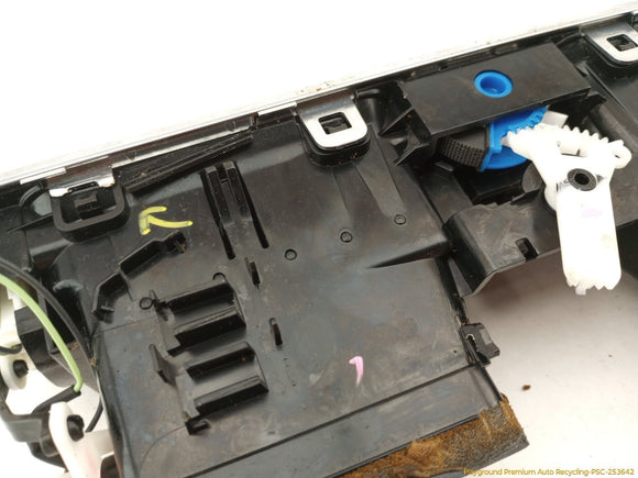 Land Rover Range Rover Set Of Dashboard & Center Console Air Vents
