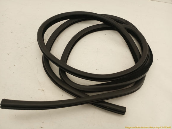 Land Rover Range Rover Set Of Body Closure Seal Weatherstrips