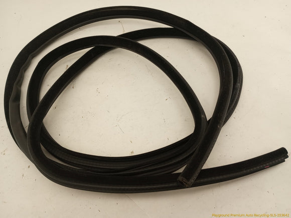 Land Rover Range Rover Set Of Body Closure Seal Weatherstrips