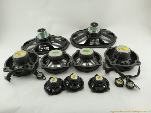 Land Rover Range Rover Set Of Audio Speakers