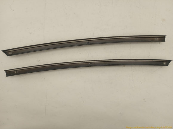Land Rover Range Rover Set Of Rear Door & Quarter Window Sweep Trim