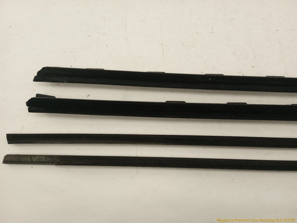 Land Rover Range Rover Set Of Exterior Window Sweep Trim