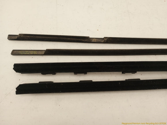Land Rover Range Rover Set Of Exterior Window Sweep Trim