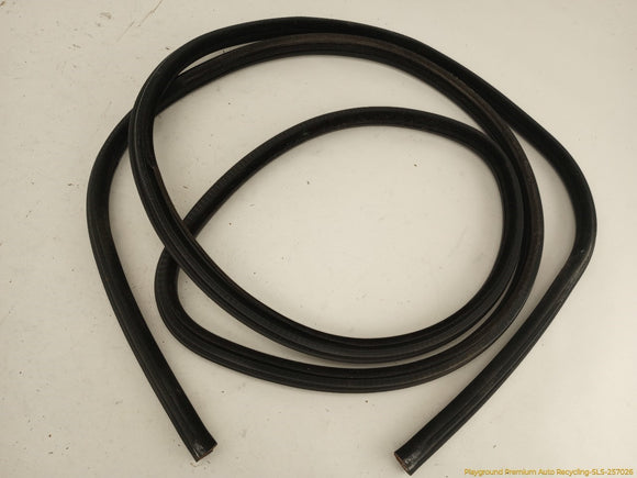 Land Rover Range Rover Set Of Body Closure Seal Weatherstrips