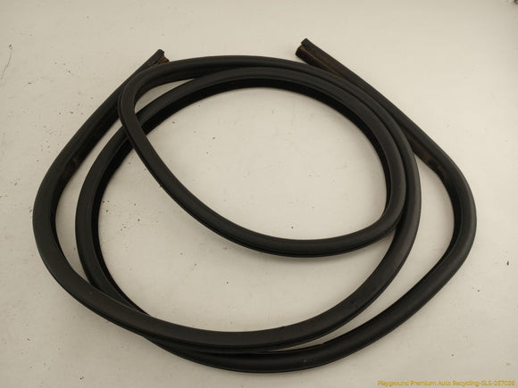 Land Rover Range Rover Set Of Body Closure Seal Weatherstrips
