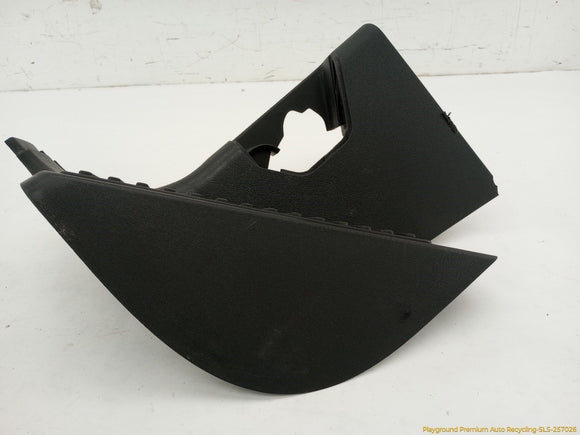 Land Rover Range Rover Pair Of Front Kick Panel