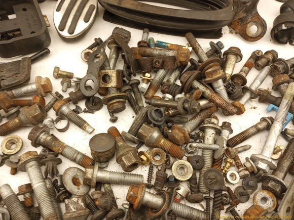 Mini Cooper S Dismantling Hardware Fasteners Bolts & Nuts