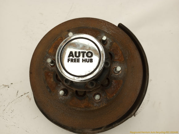 Mitsubishi Delica Front Right Spindle Knuckle Hub