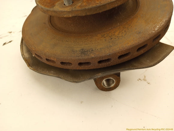 Mitsubishi Delica Front Left Spindle Knuckle Hub