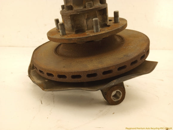 Mitsubishi Delica Front Left Spindle Knuckle Hub