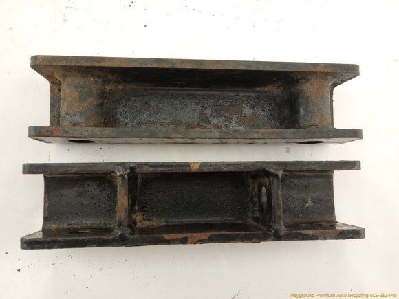 Mitsubishi Delica Set Of 5 Front Bracket Mounts