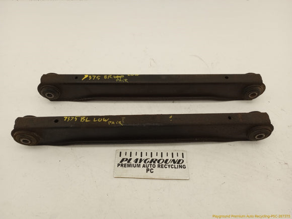 Hummer H2 Pair Of Rear Lower Control Arms