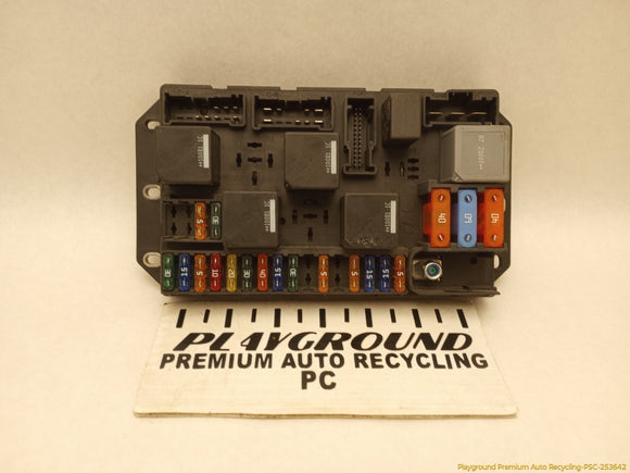 Land Rover Range Rover Rear Right Cabin Fuse Box