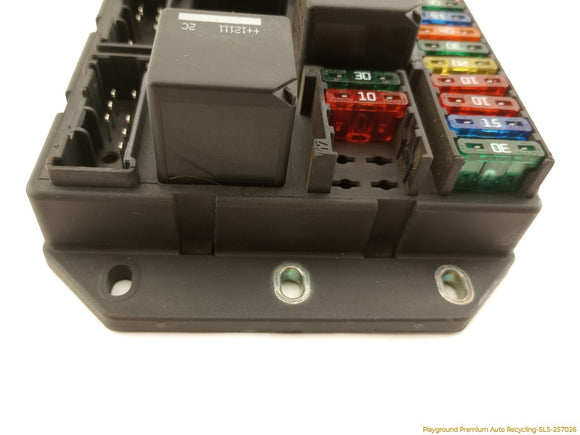 Land Rover Range Rover Rear Right Cabin Fuse Box
